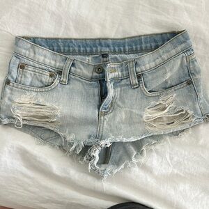 Carmar cutoff shorts. Size 25